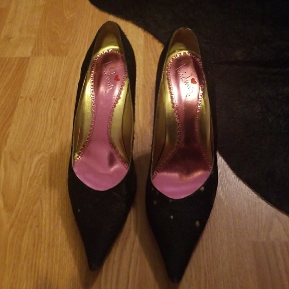 Shoes - Picture 2 of 3